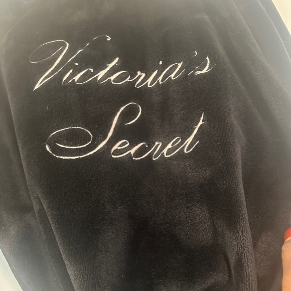 GUC Black Victoria’s Secret Robe - Picture 2 of 3
